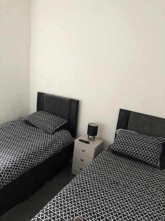 The Pickering Park Hotel room 3